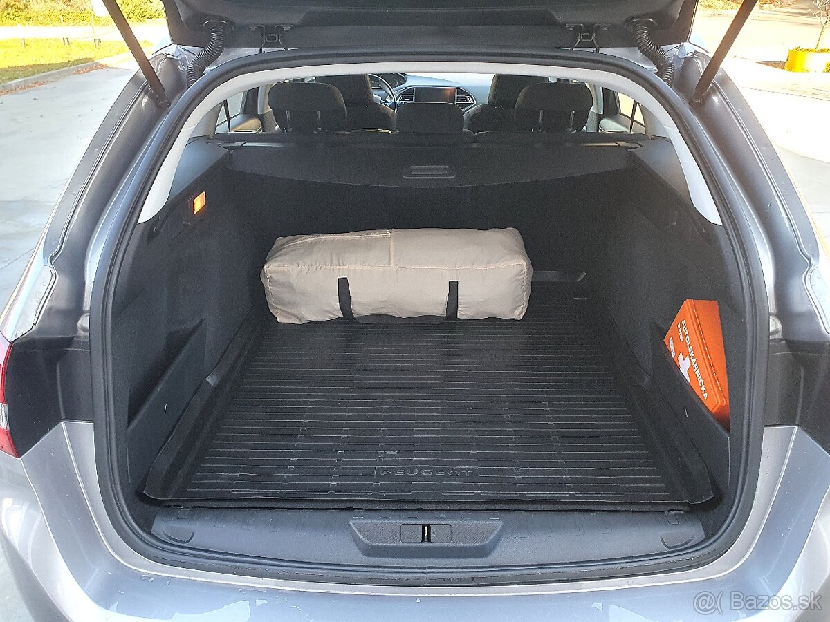 Peugeot 308 Break/SW 1.2 PureTech Style - 11