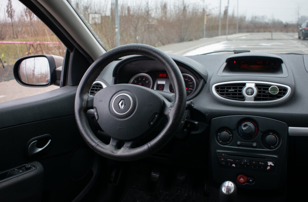 Renault Clio Grandtour 1.2 SK / 1.majiteľ - 11