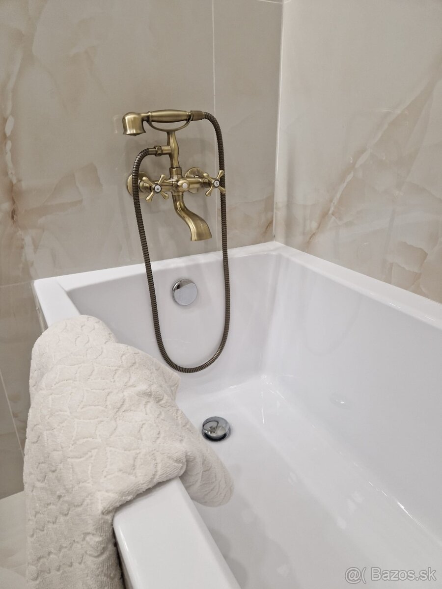 PREDAJ 2 izbový byt Bratislava Devínska Nová Ves Štefana K. - 11