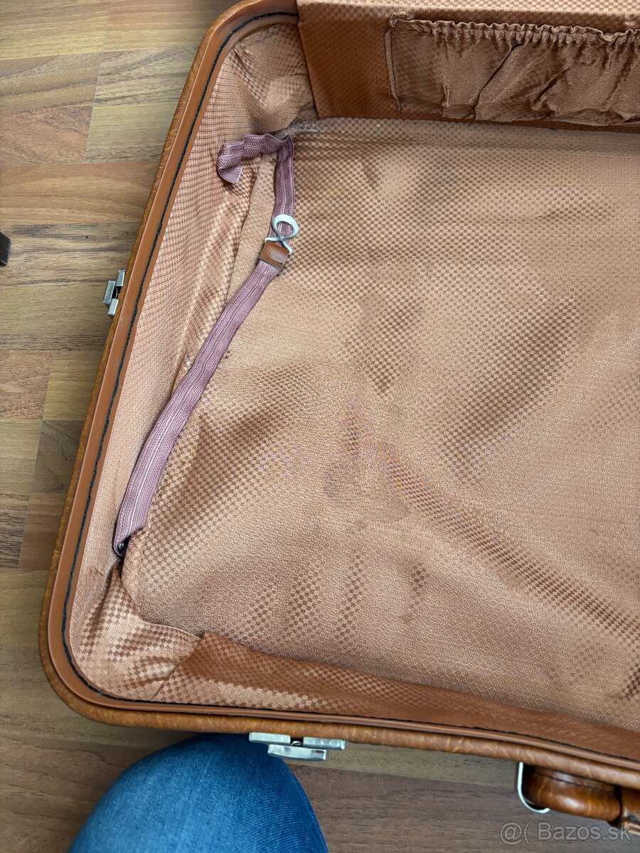 Cestovný kufor - 11