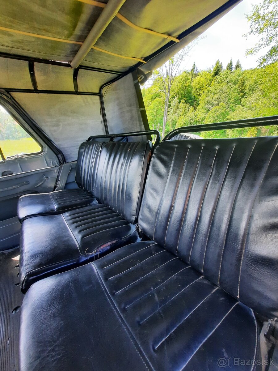 UAZ 469 2.4L Benzín - 11