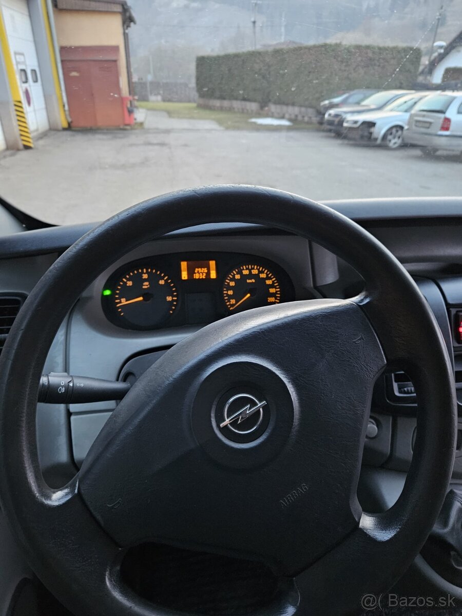 Opel Vivaro 2,0 CDTi, r.v. 2008 - 11