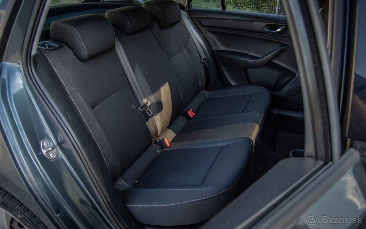 Škoda Rapid Spaceback 1.4 TDI 66kw - 11