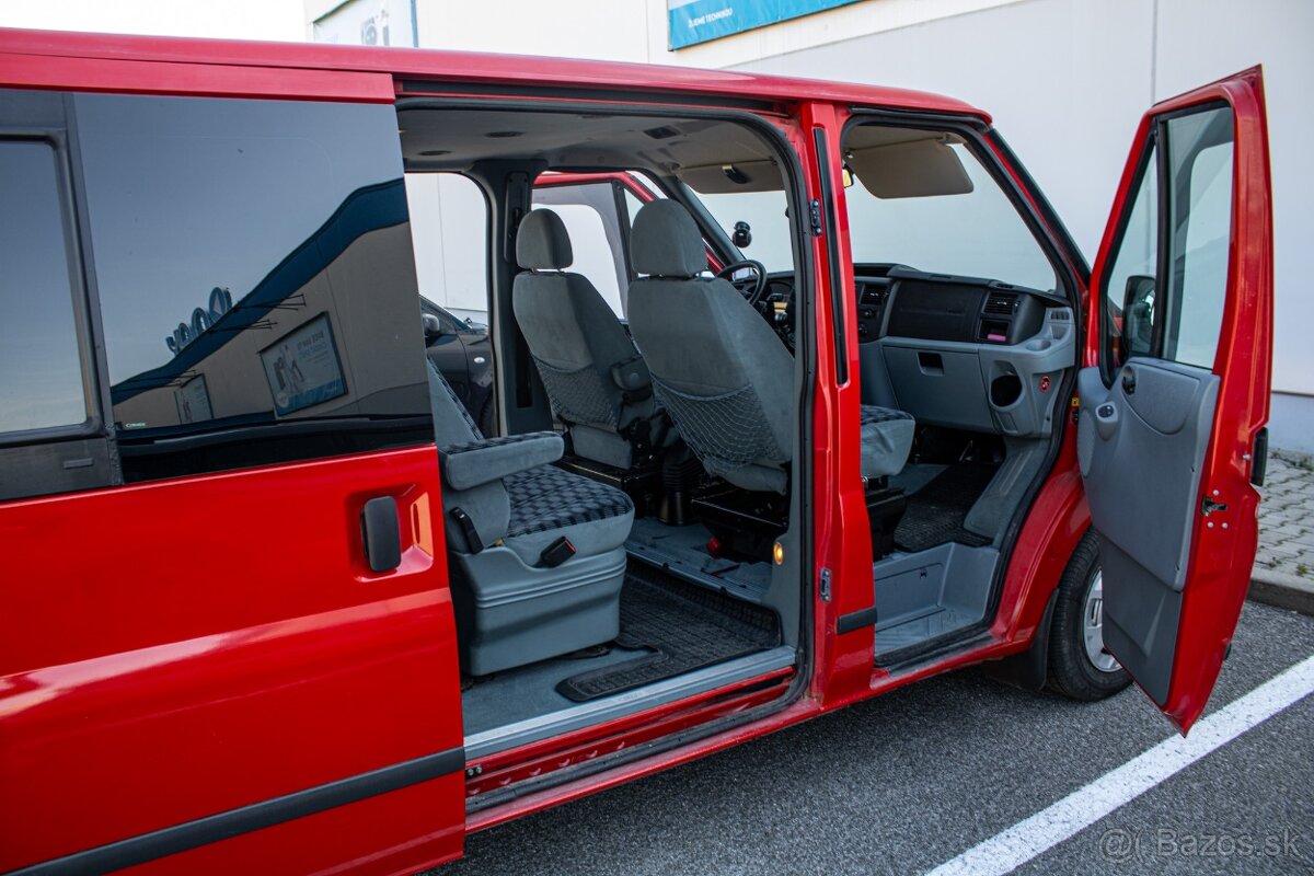 Ford Transit Tourneo - 11