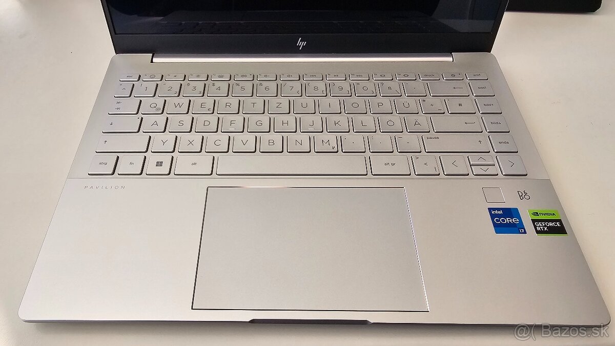 HP Pavilion Plus 14-eh1678ng, 14", i7-1355U, 28801800 OLED - 11