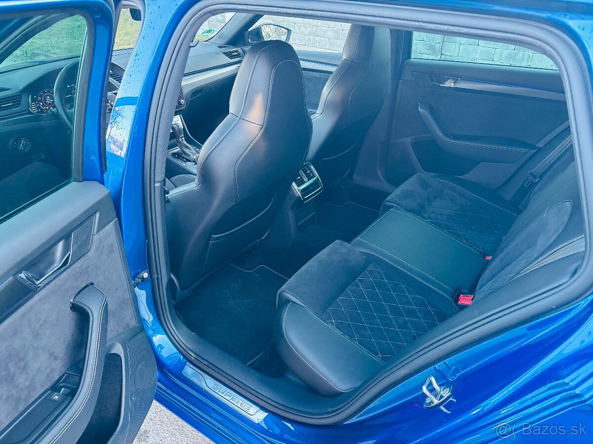 Škoda superb sportline 2.0TDi - 11