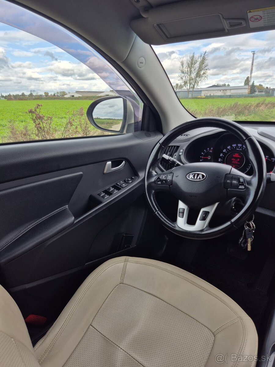 Kia Sportage 2.0 diesel - 11