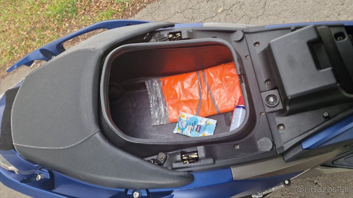 Kymco Xciting 400 - 11