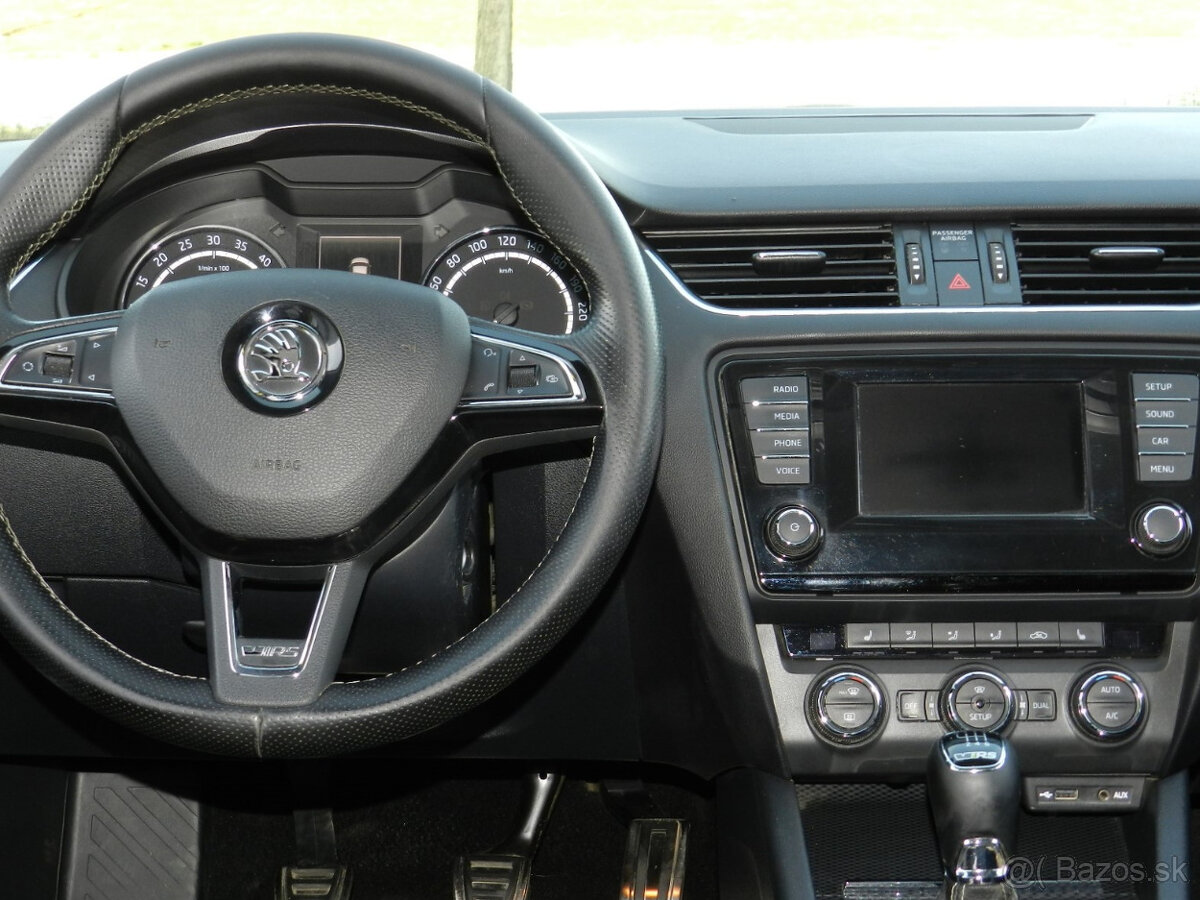 Škoda Octavia III Combi 2.0 TDI RS - 11