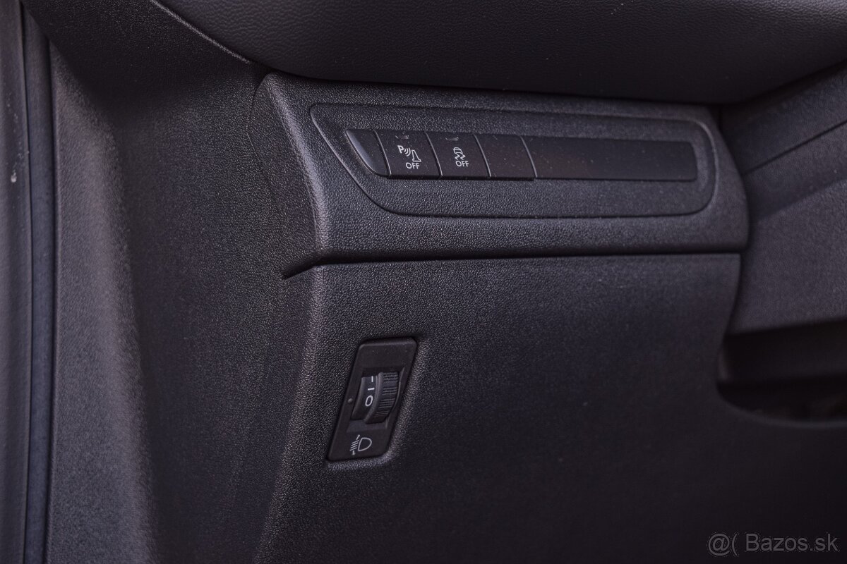 Peugeot 208 1.6 HDI - 11