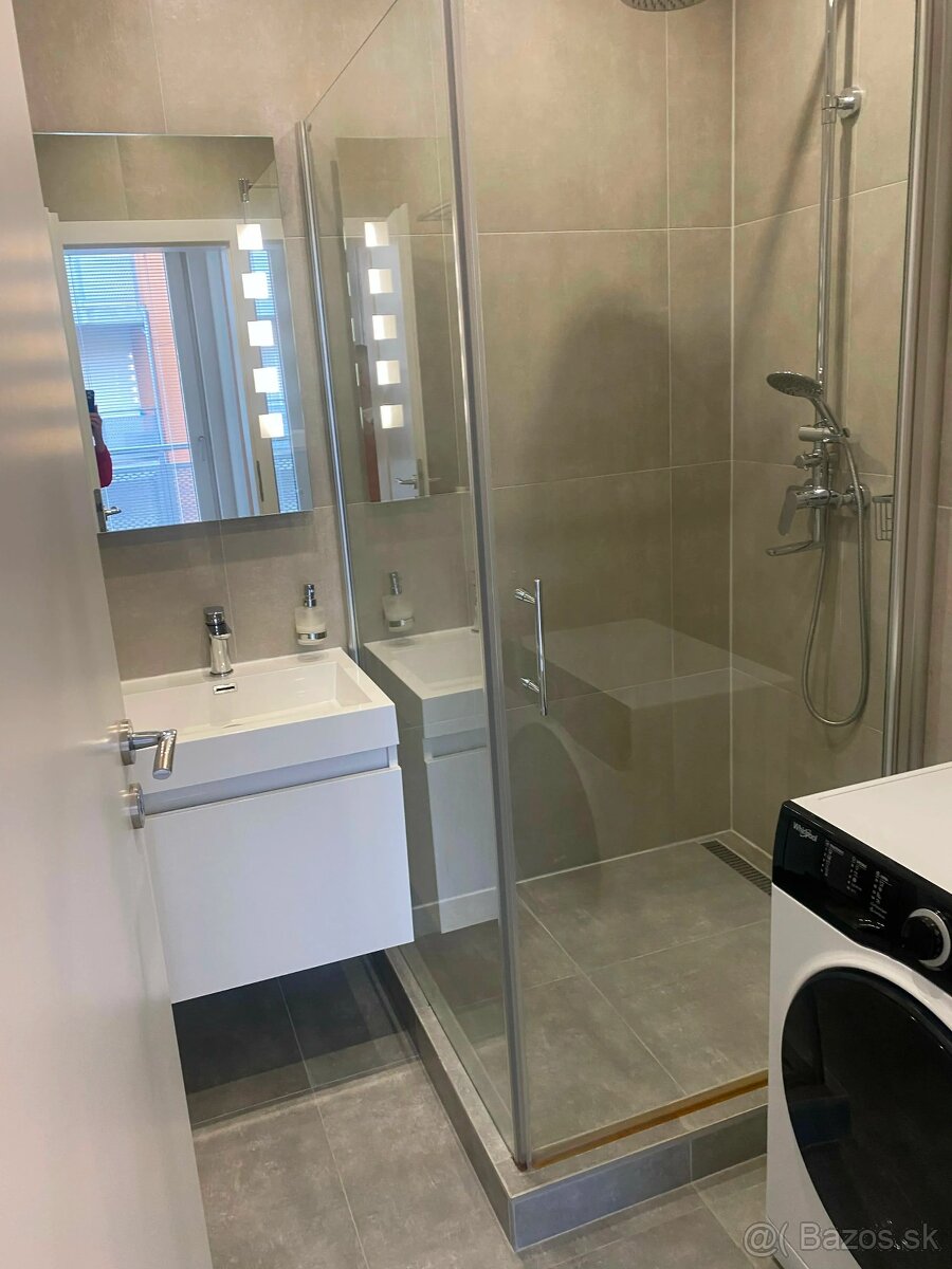 Realitný kancelária REALADR s.r.o. - 11