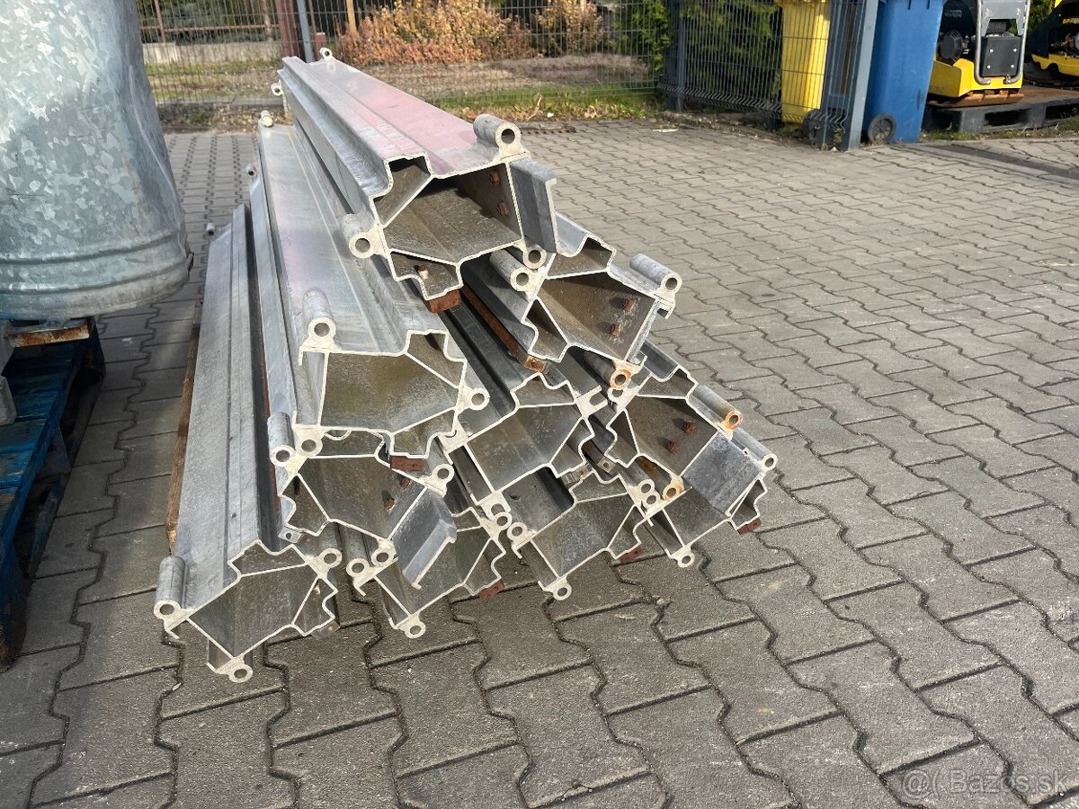 Vertikálny stavebný výťah Geda 300Z, žeriav, zdvihák s výško - 11