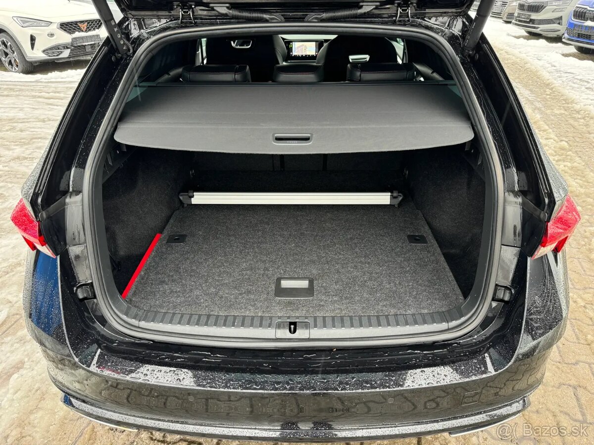 Skoda Octavia 2.0TD RS Plus 4x4 - 11