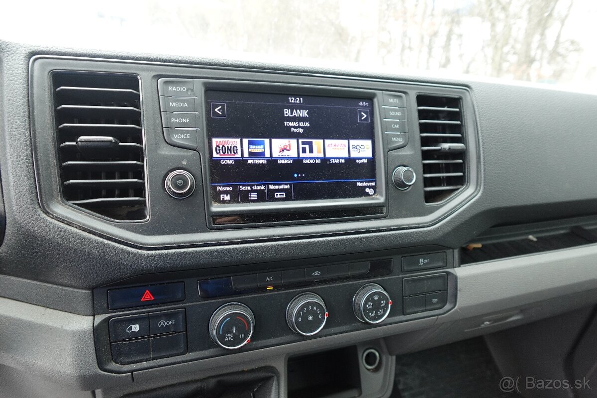 VW CRAFTER L3H3 2.0TDI KLIMA - 11