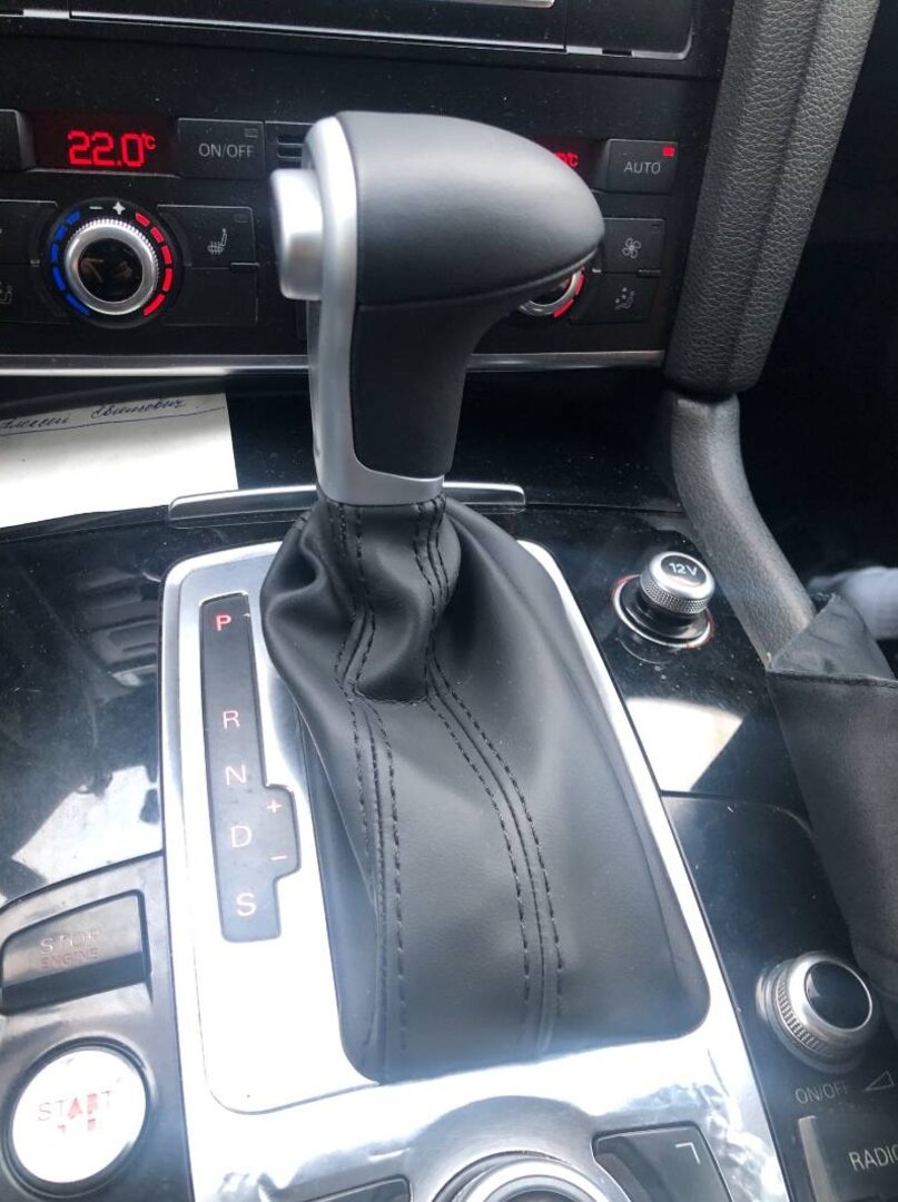 KOZENA RADIACA PAKA AUDI VOLIC AUTOMATU - 11