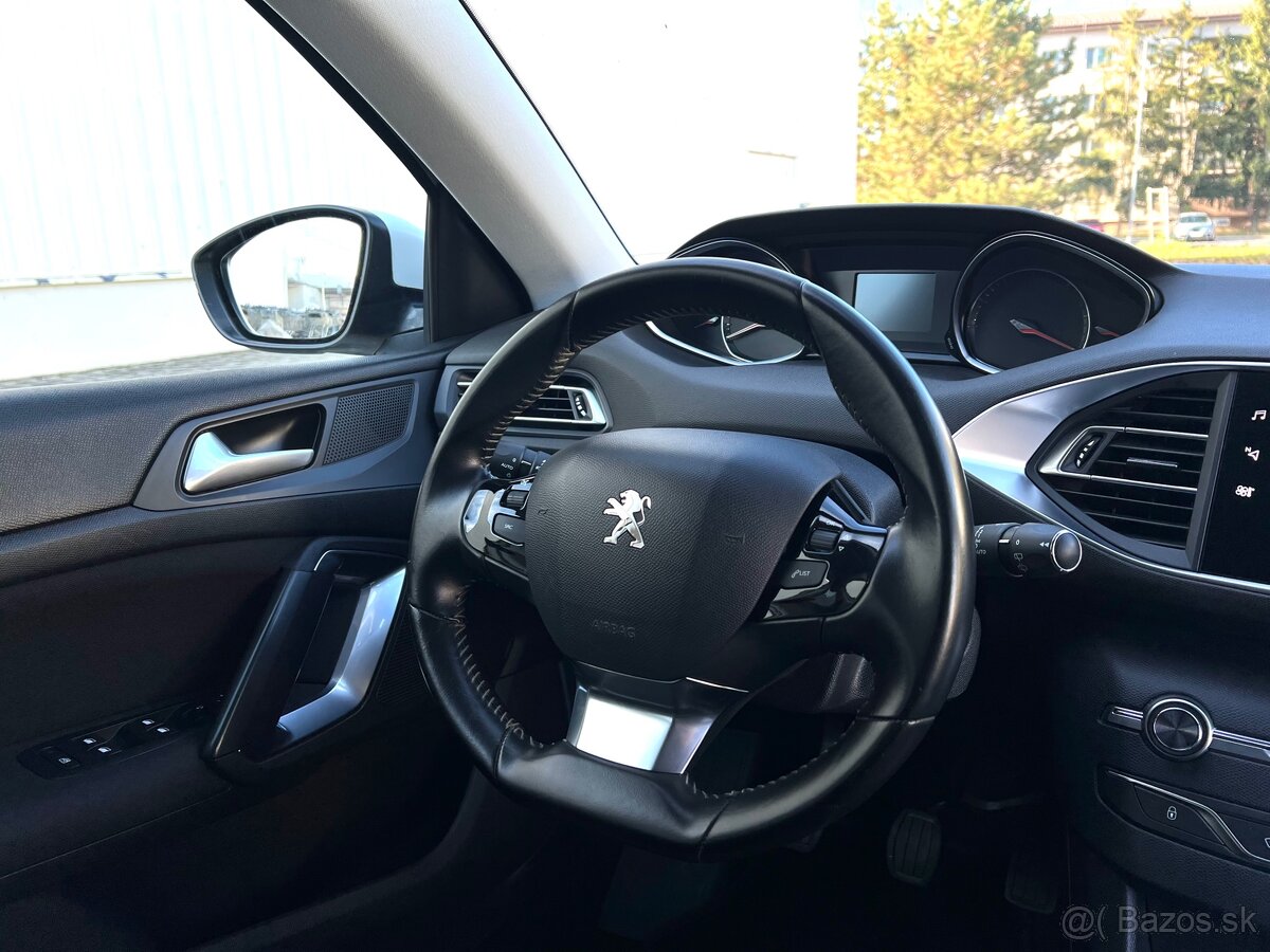 Peugeot 308 SW 1.5 BlueHDI 2019 - 11