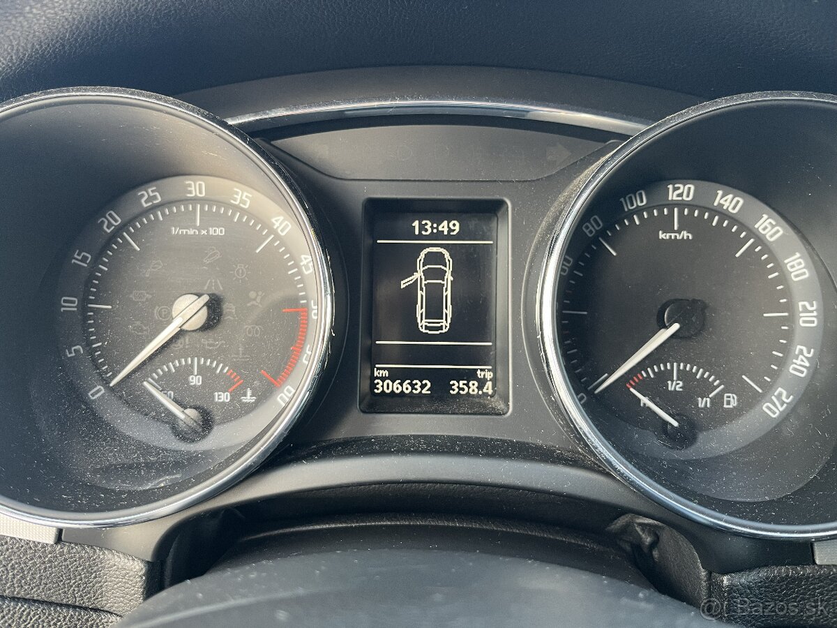 Skoda Superb 2.0 TDI - 11