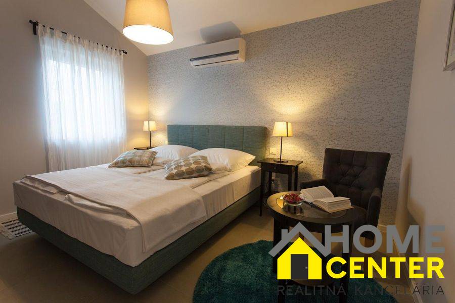 Na predaj kamenná vila s bazénom / 185 m² /, ostrov Krk - 11