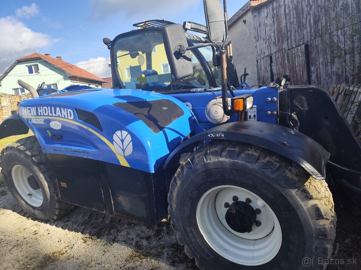 New Holland - 11