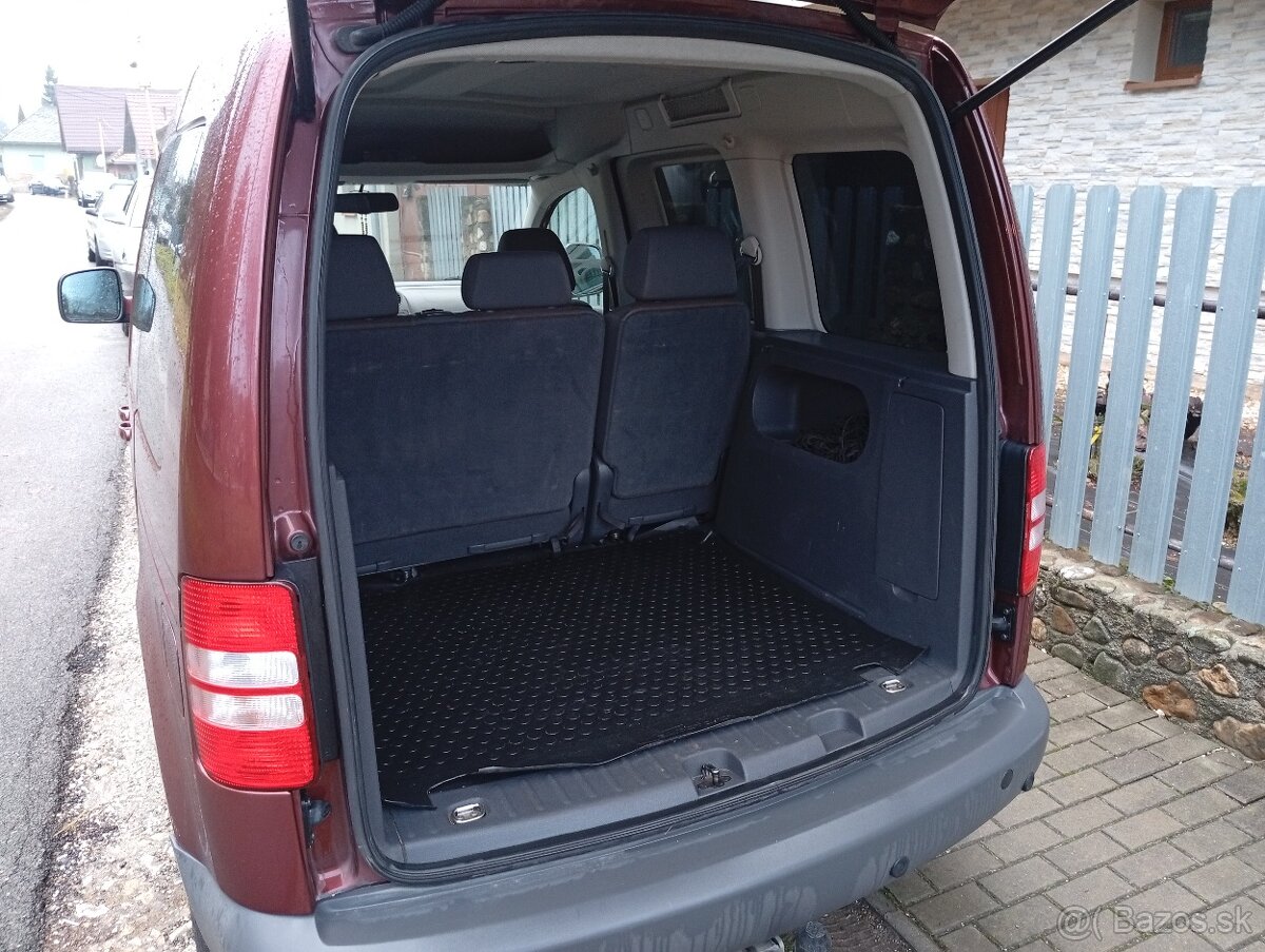Volkswagen Caddy Life 1,6tdi - 11