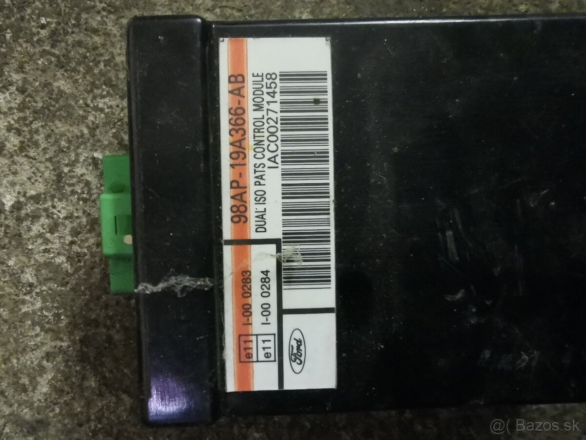 Rozpredám mondeo mk1 - 11