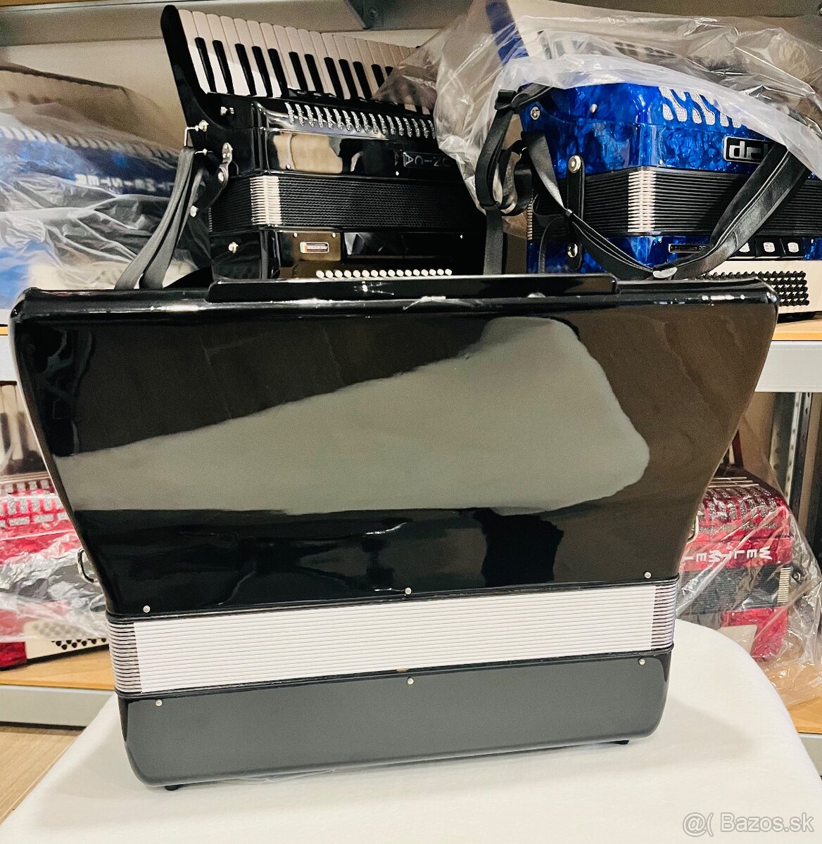 Predám akordeón Hohner Verdi II N- 96 Basový - 11