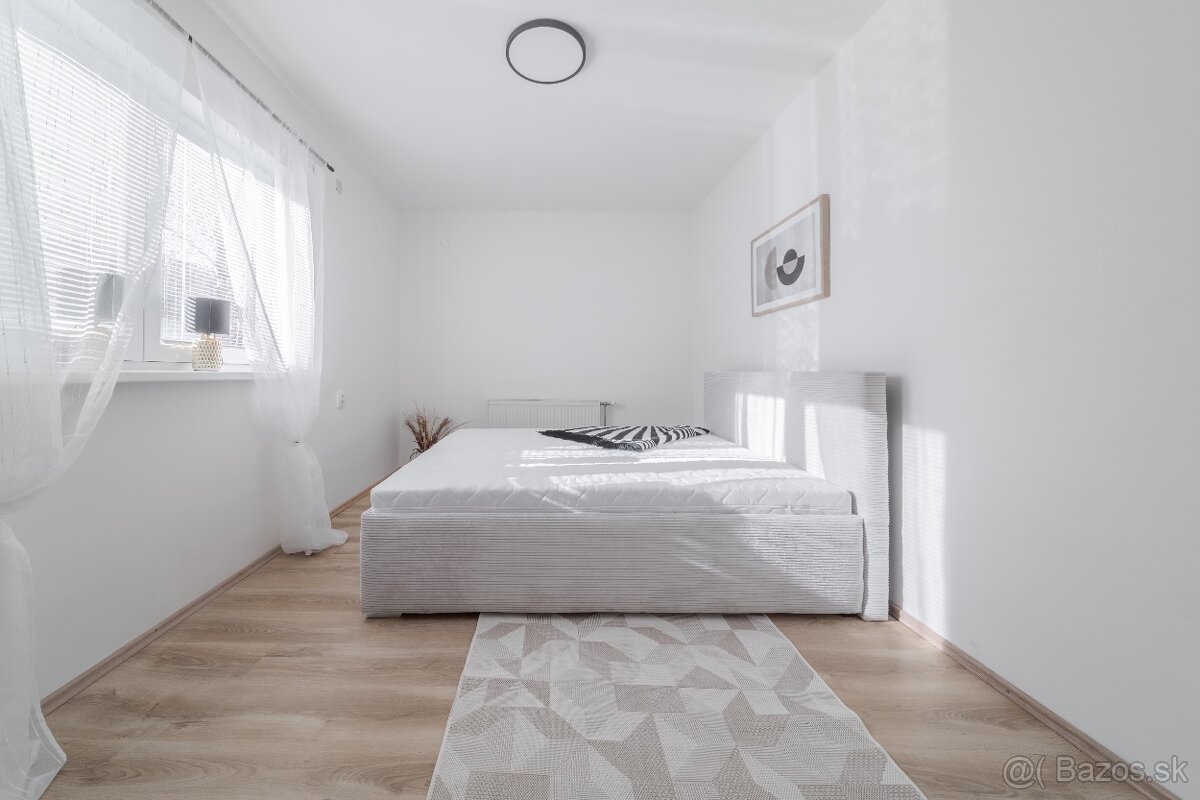 • Tehlový 2,5i RD za hranicami SR • Tornyosnémeti • - 11