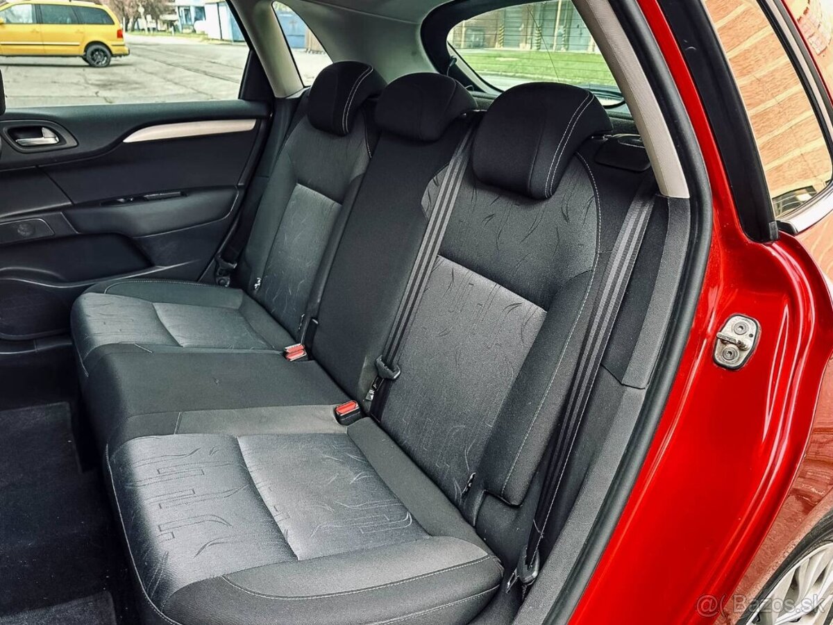 Citroën C4 1.6 HDi 110k Exclusive - 11