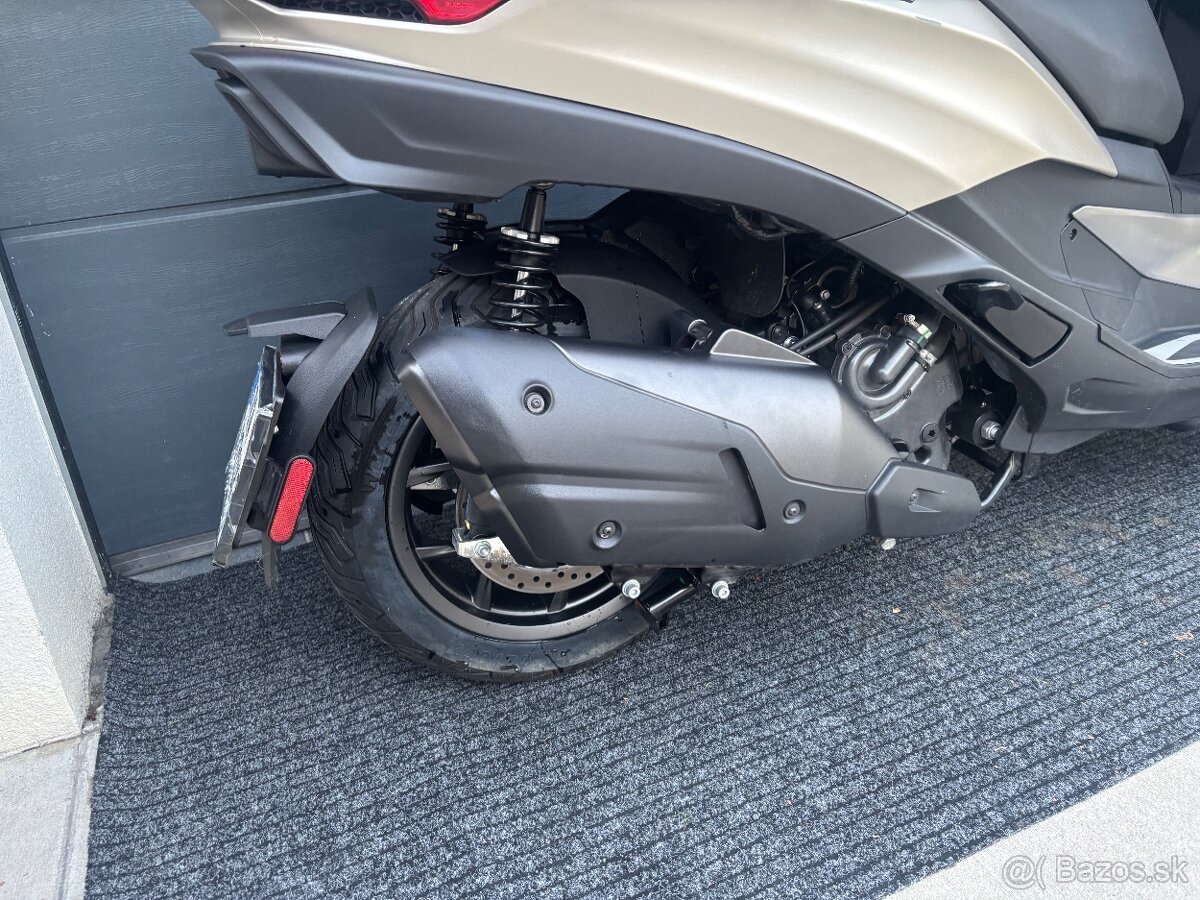 Piaggio MP3 530HPE ABS 2023 - 11