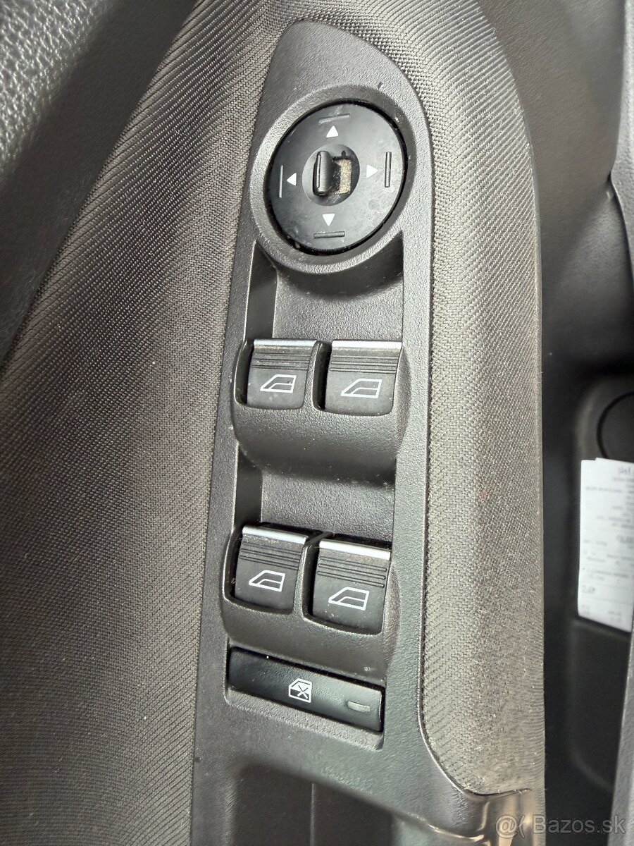Ford C-Max - 11