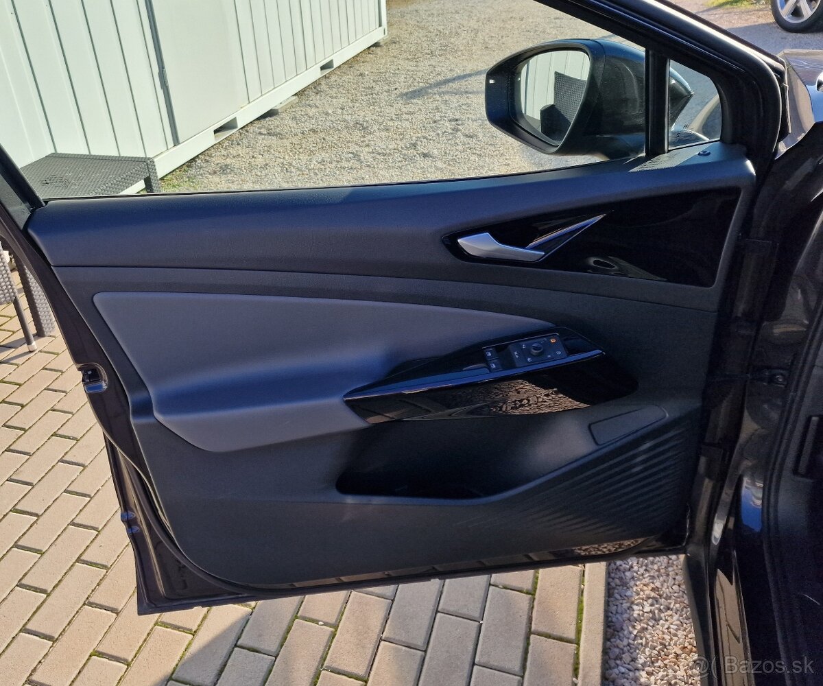 VOLKSWAGEN ID.4 PRO PERFORMANCE 77KWH, TEPELNÉ ČERPADLO - 11