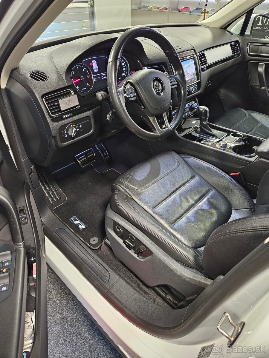 Volkswagen Touareg 3.0 V6 TDI R-line 150kw bez vzduchu - 11