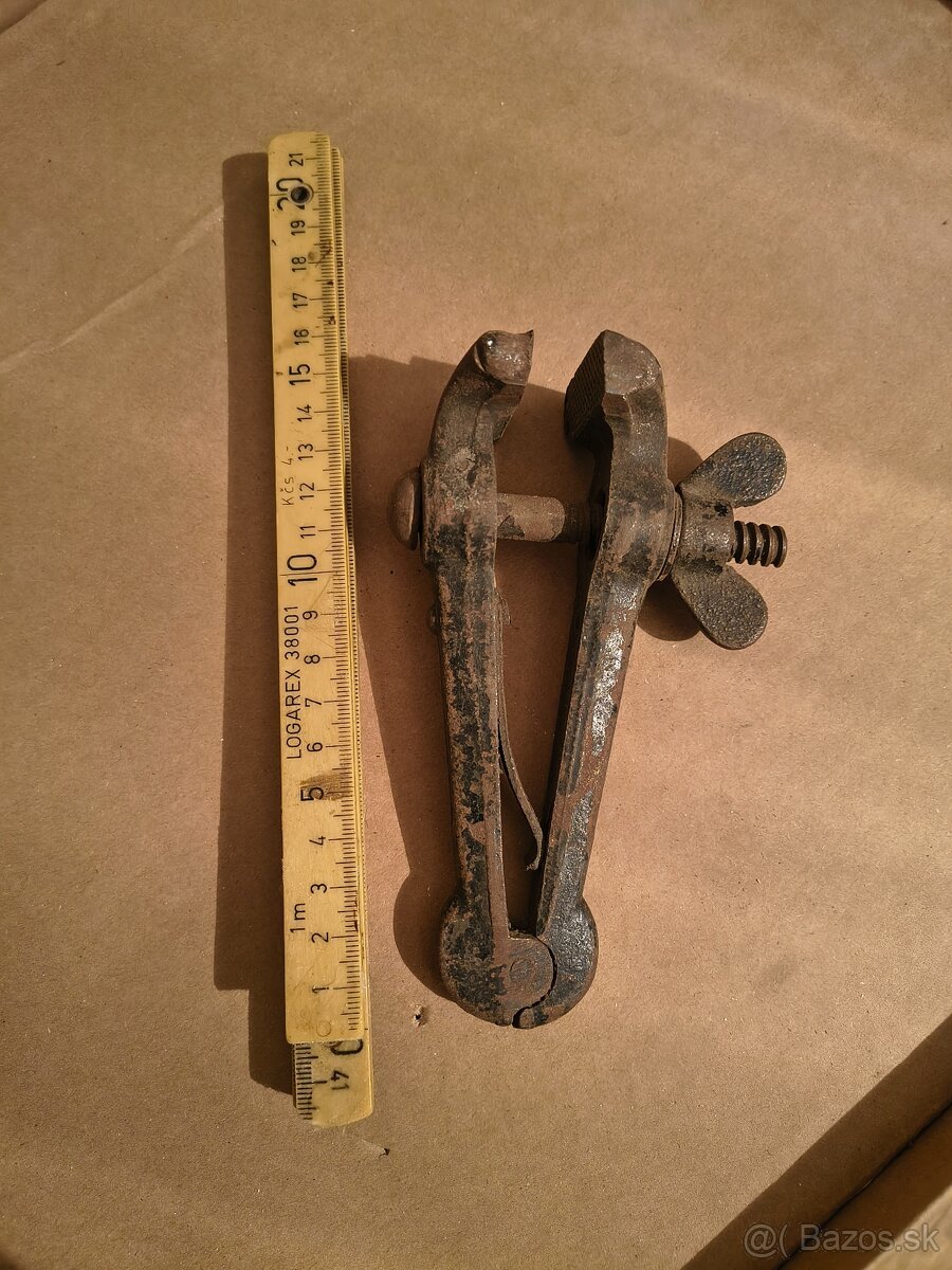 Predam rucne naradie - 11