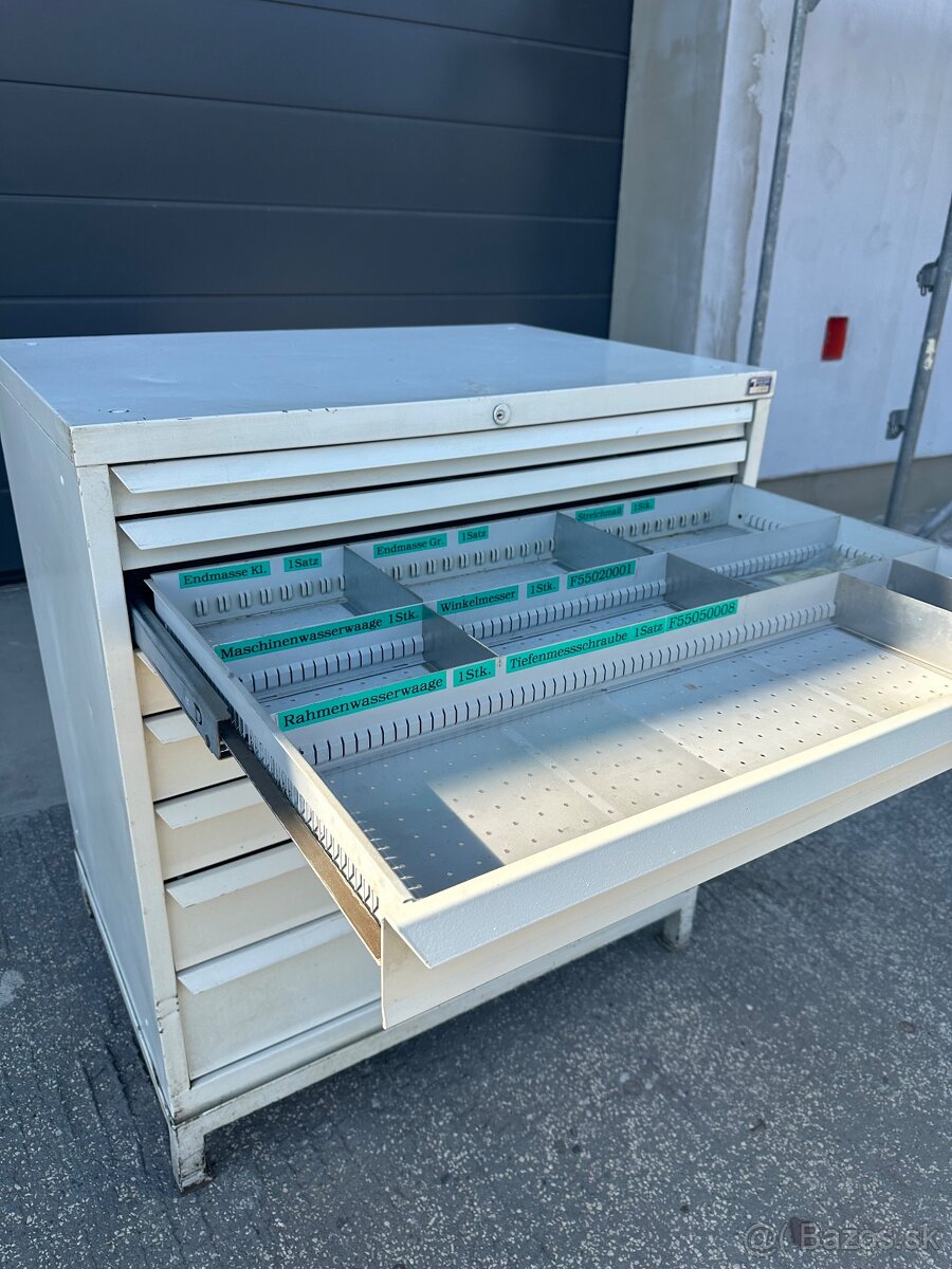 Skrina na naradie - 11