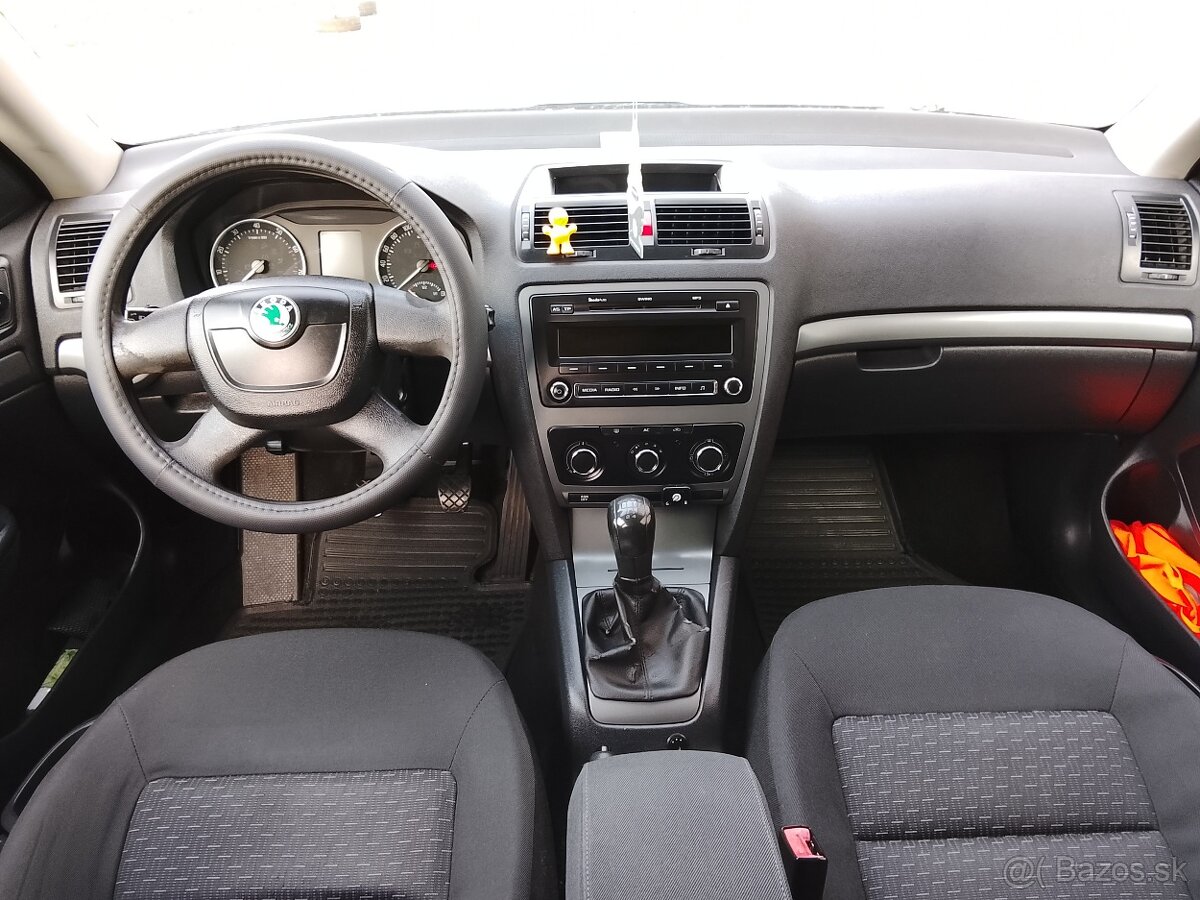 Skoda Octavia Combi Ambiente 1.6 MPI 75kw +LPG, r.v.2012/5 - 11