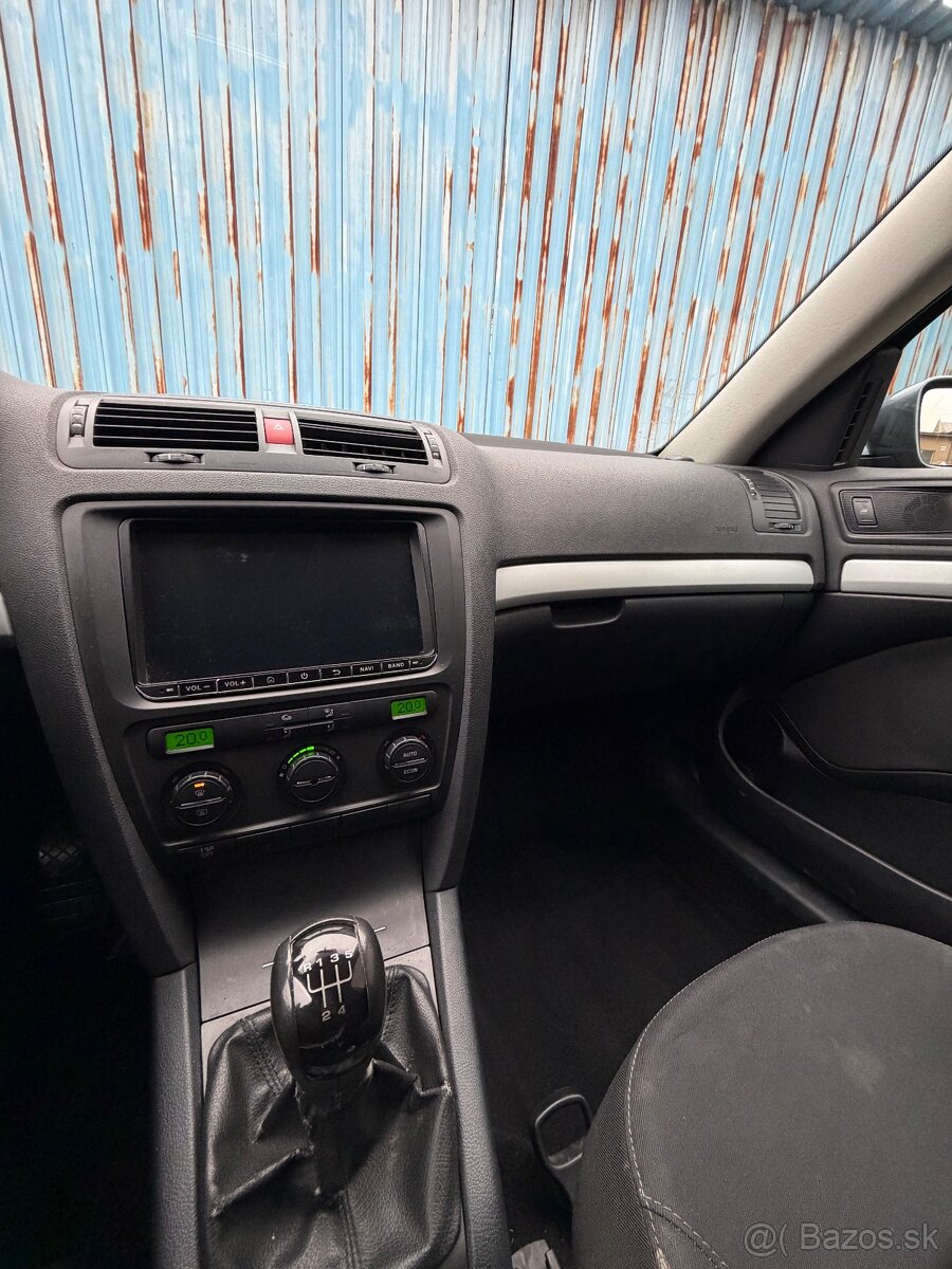 ///REZERVOVANA///Predám Škoda Octavia Combi 1.9TDI 77kw - 11