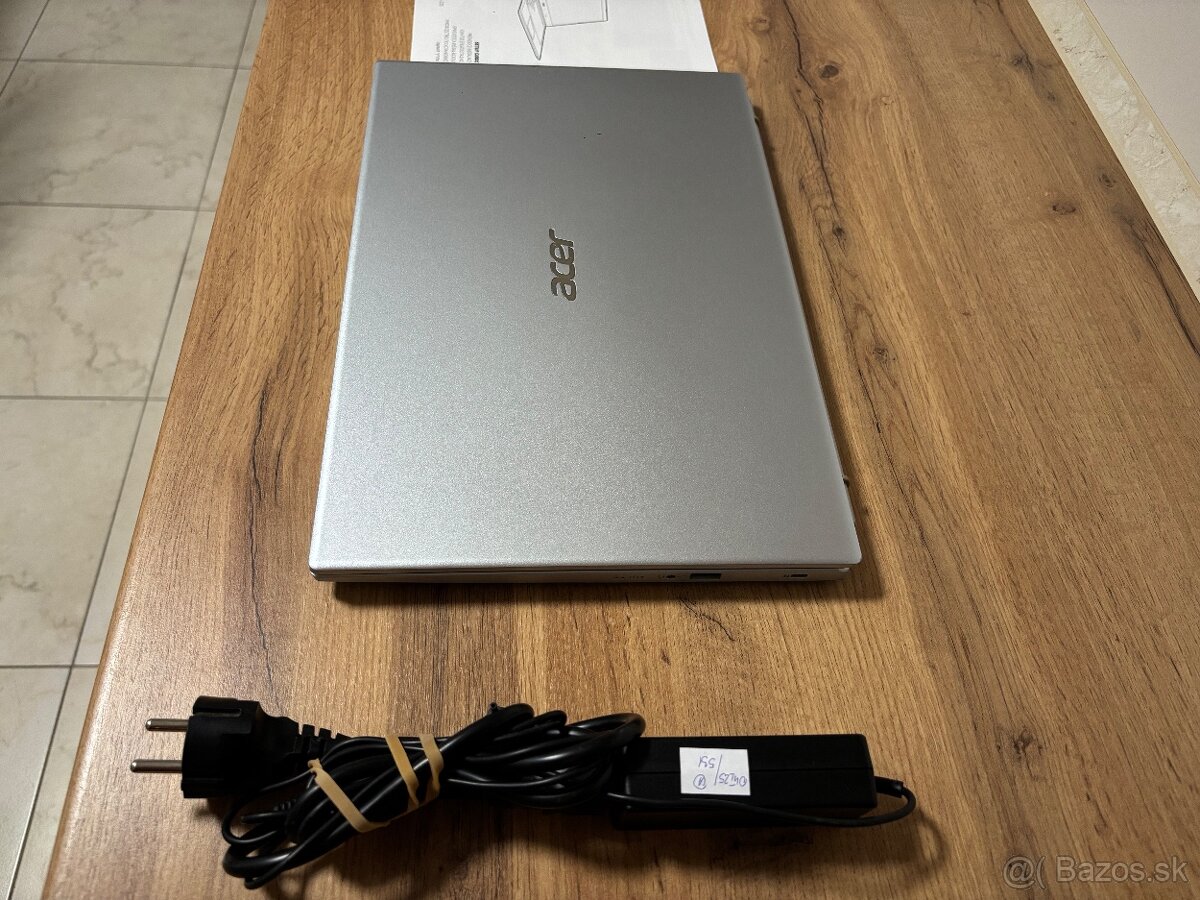 /15.6"/Acer/Notebook/4GB RAM DDR5/128GB NVMe SSD/Intel HD2G - 11
