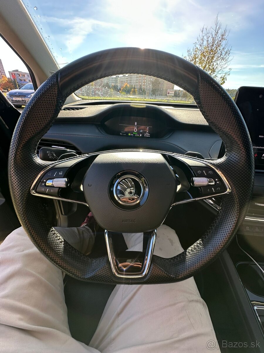 Škoda Enyaq 80 82 kwh tepelko matrix tazne r21 DCC - 11