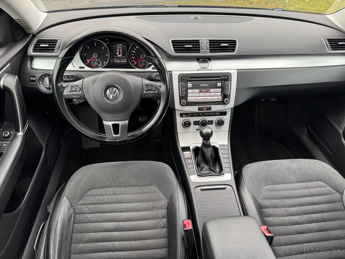 Volkswagen Passat Variant B7 2.0 TDI CR HIGHLINE - 11