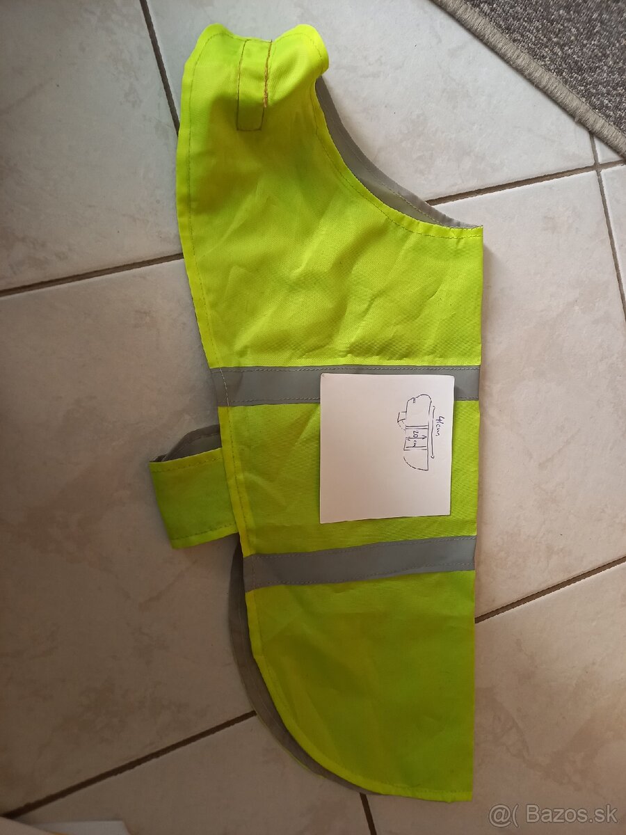 Oblečenie pre psa bunda, mikina, vesta, svetrík - 11