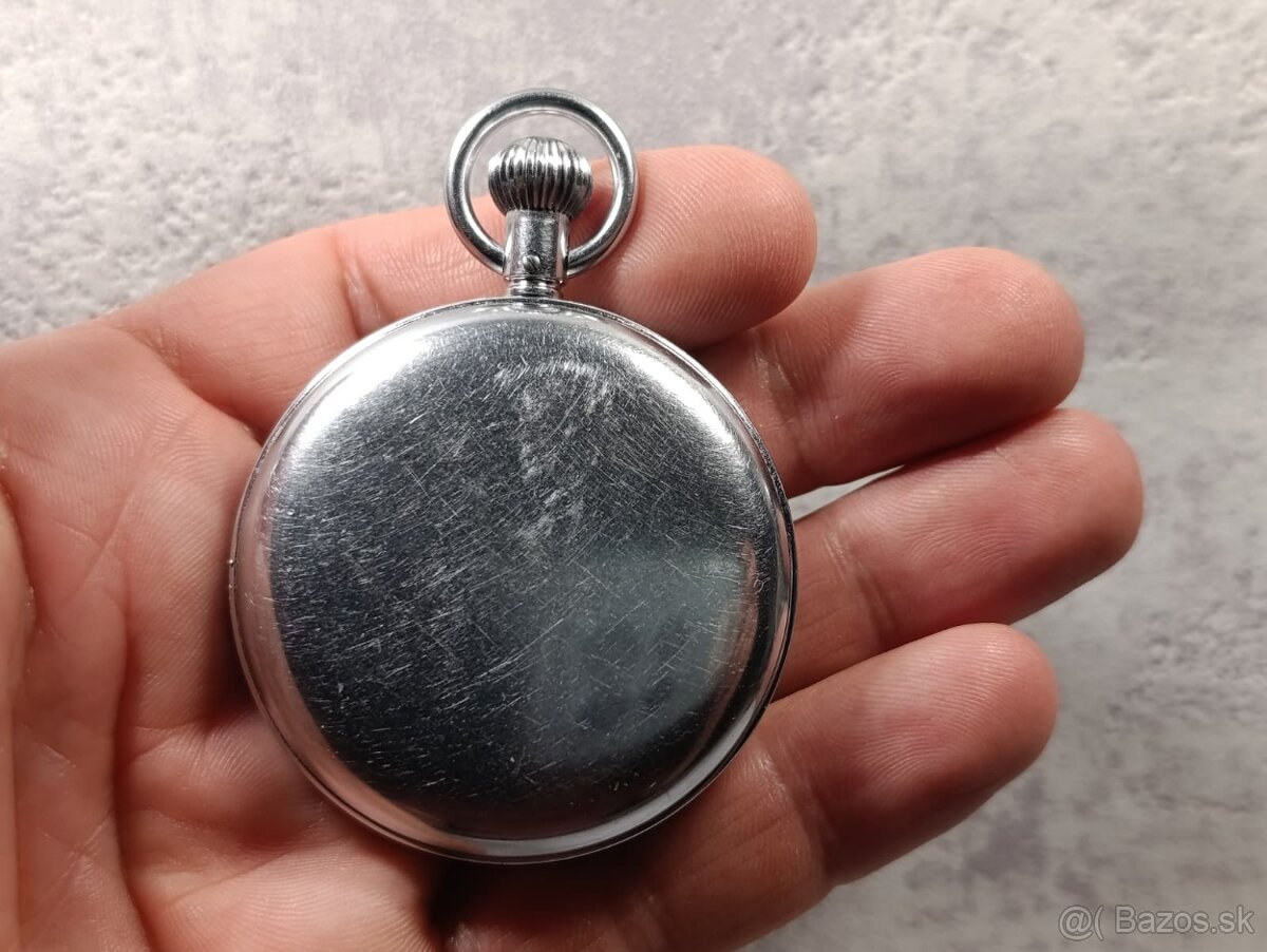 Krásné staré jednotlačítkové švýcarské stopky OMEGA - 11