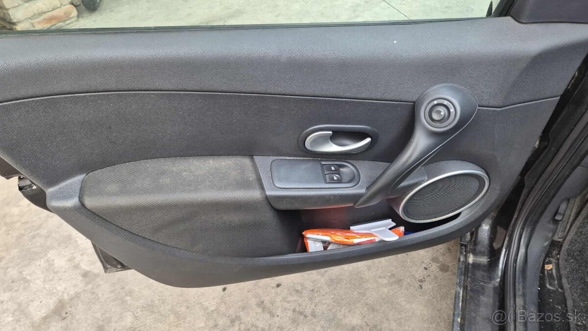 Renault Clio III 1,5DCI 76kw kód motora: K9KZ7 - 11