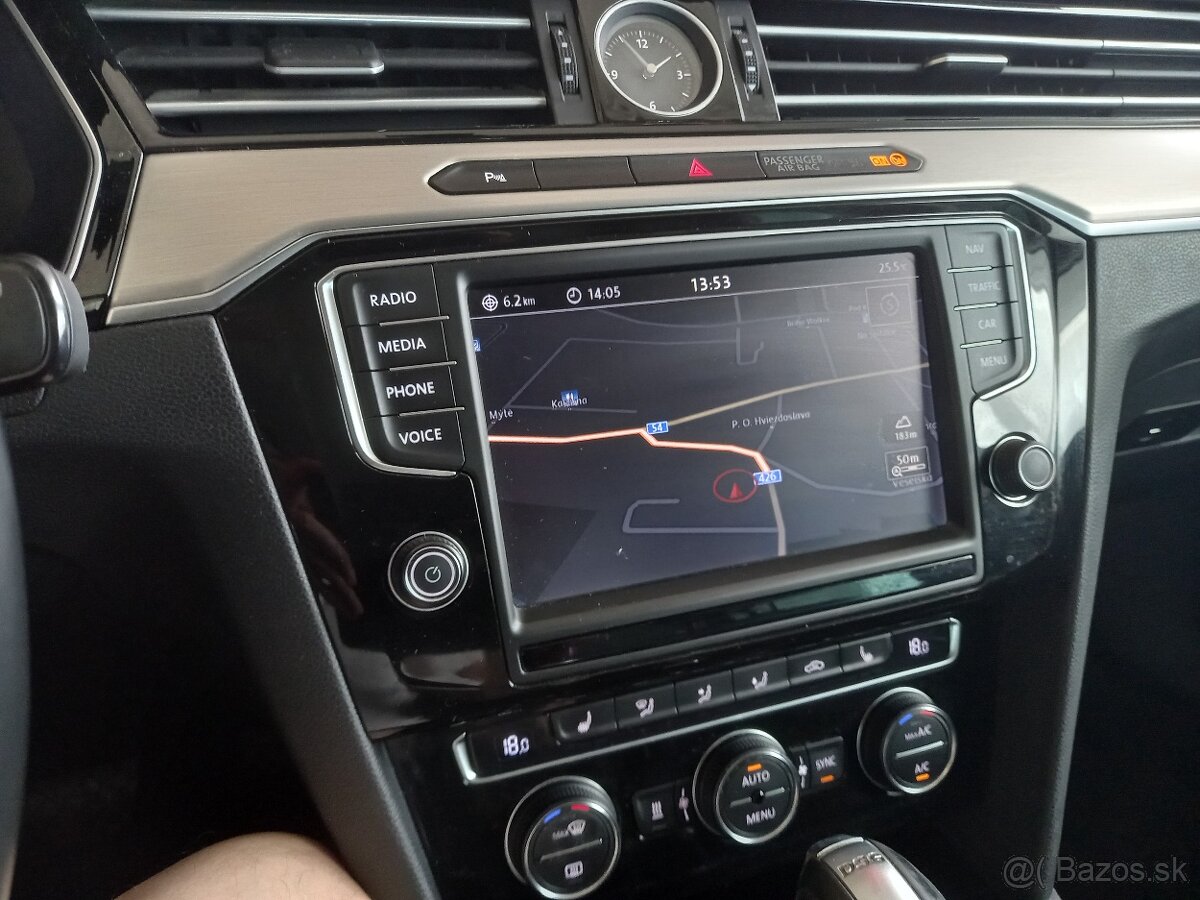 VW PASSAT B8 2,0TDI-2015-LED-ACC-HIGHLINE-WEBASTO-140KW - 11