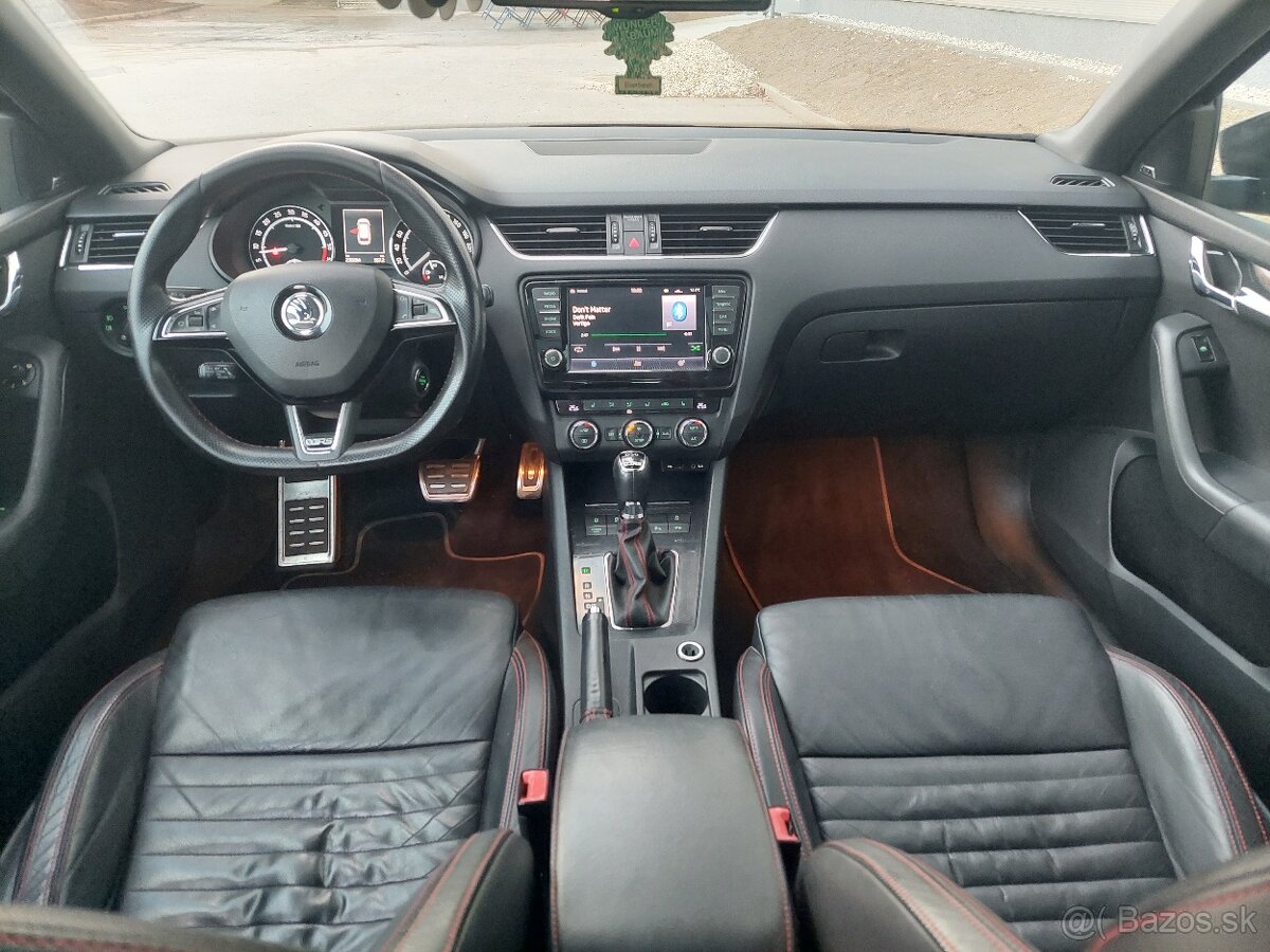 Škoda Octavia Combi 2.0 TDI DPF RS DSG - 11