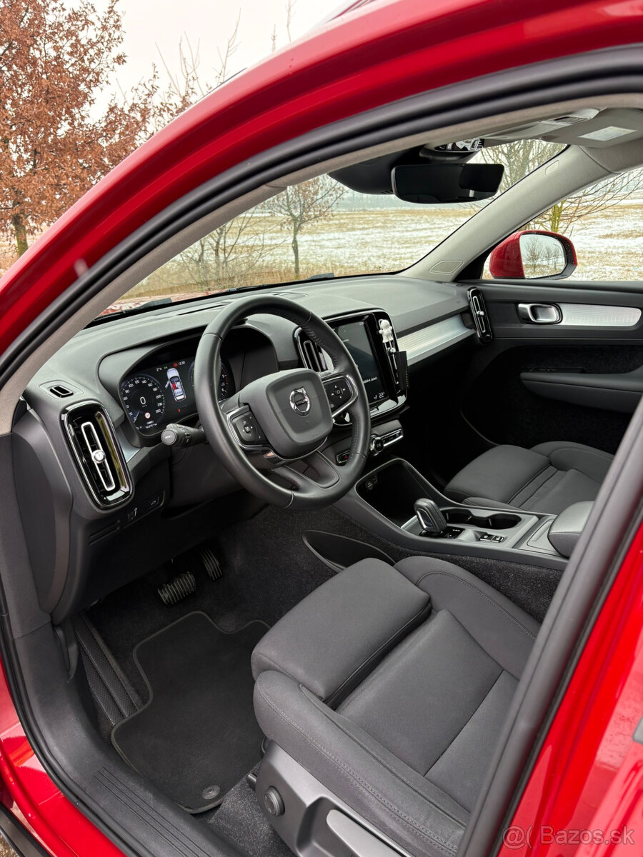 Volvo XC40 D3 Momentum AT 110kW - 11