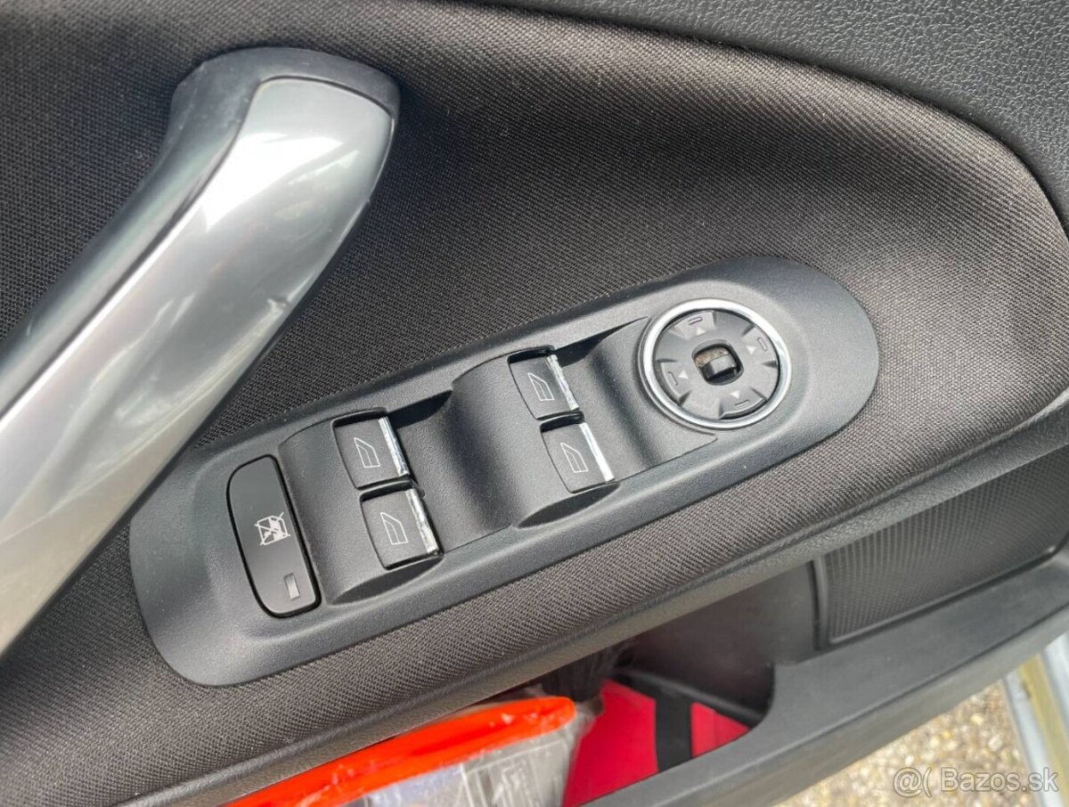 Ford Mondeo Combi 1.8 TDCI - 11