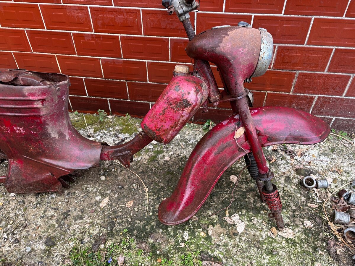 Jawa 555 + sukňa - 11