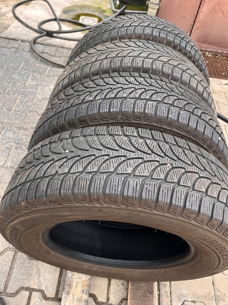 215/70R16 Bridgestone zimne - 11