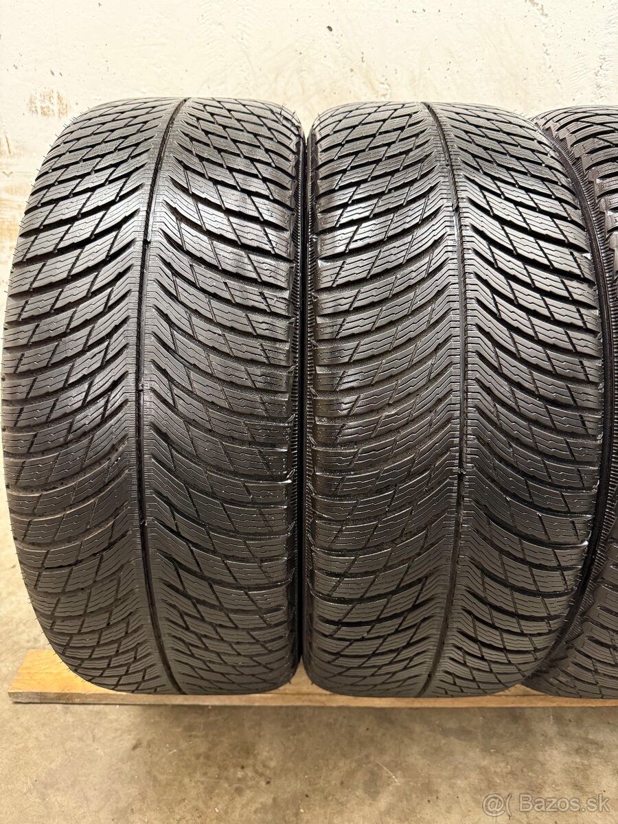 Zimná sada 5x108 R20 , 245/40/20 Volvo EX30 - 11