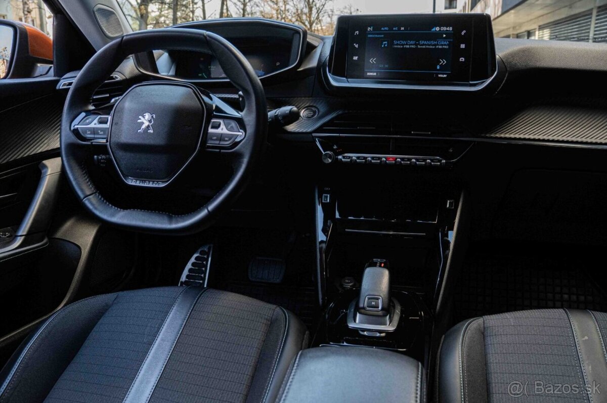 Peugeot 2008 1.2 PureTech 130 Allure Pack EAT8 - 11